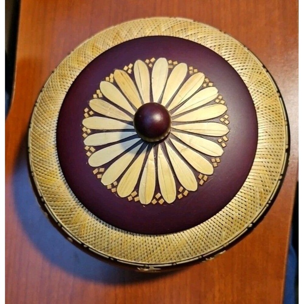 Handmade Straw Marquetry Wooden Trinket Bowl W/ Lid Village Scenery 6” Round - Picture 2 of 8